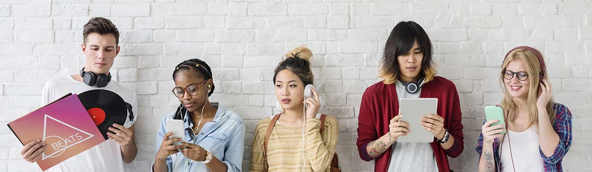 I giovani, definiti anche come Generazione Z o Centennials