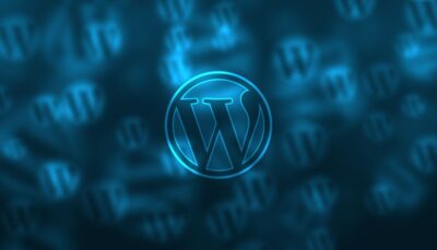 logotipo WordPress su fondo blu